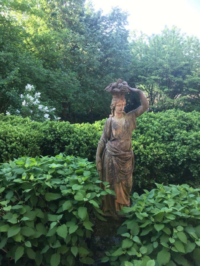 Embassy Row Bnb ザグレブ エクステリア 写真